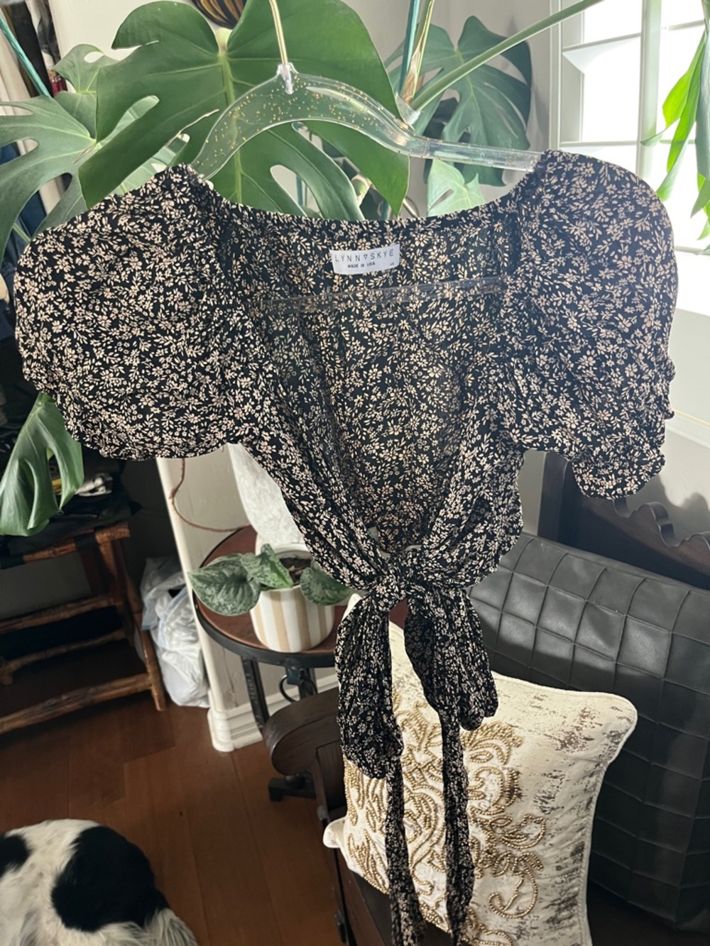 Flynn Skye Black Floral Tie-Front Puff Sleeve Crop Top